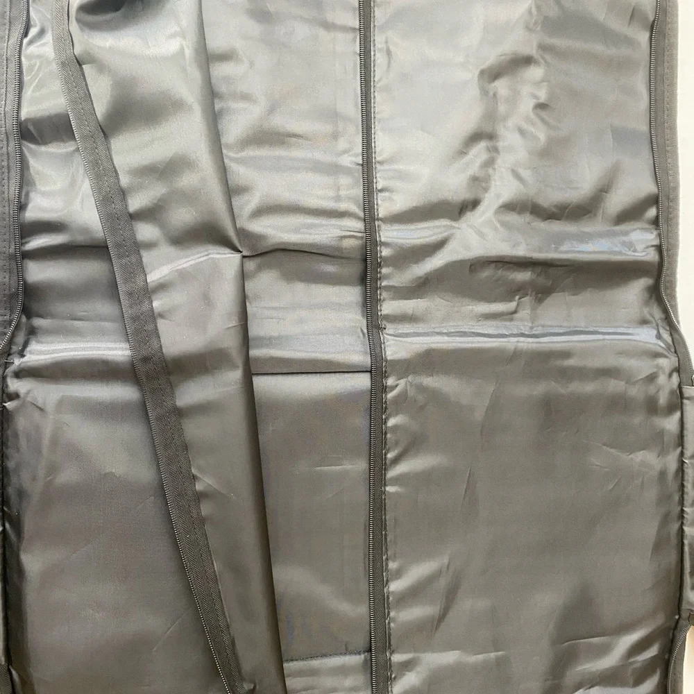 CRG Prestige Travel Garment Bag / Duffel Bag - NWT - Black Canvass Feel